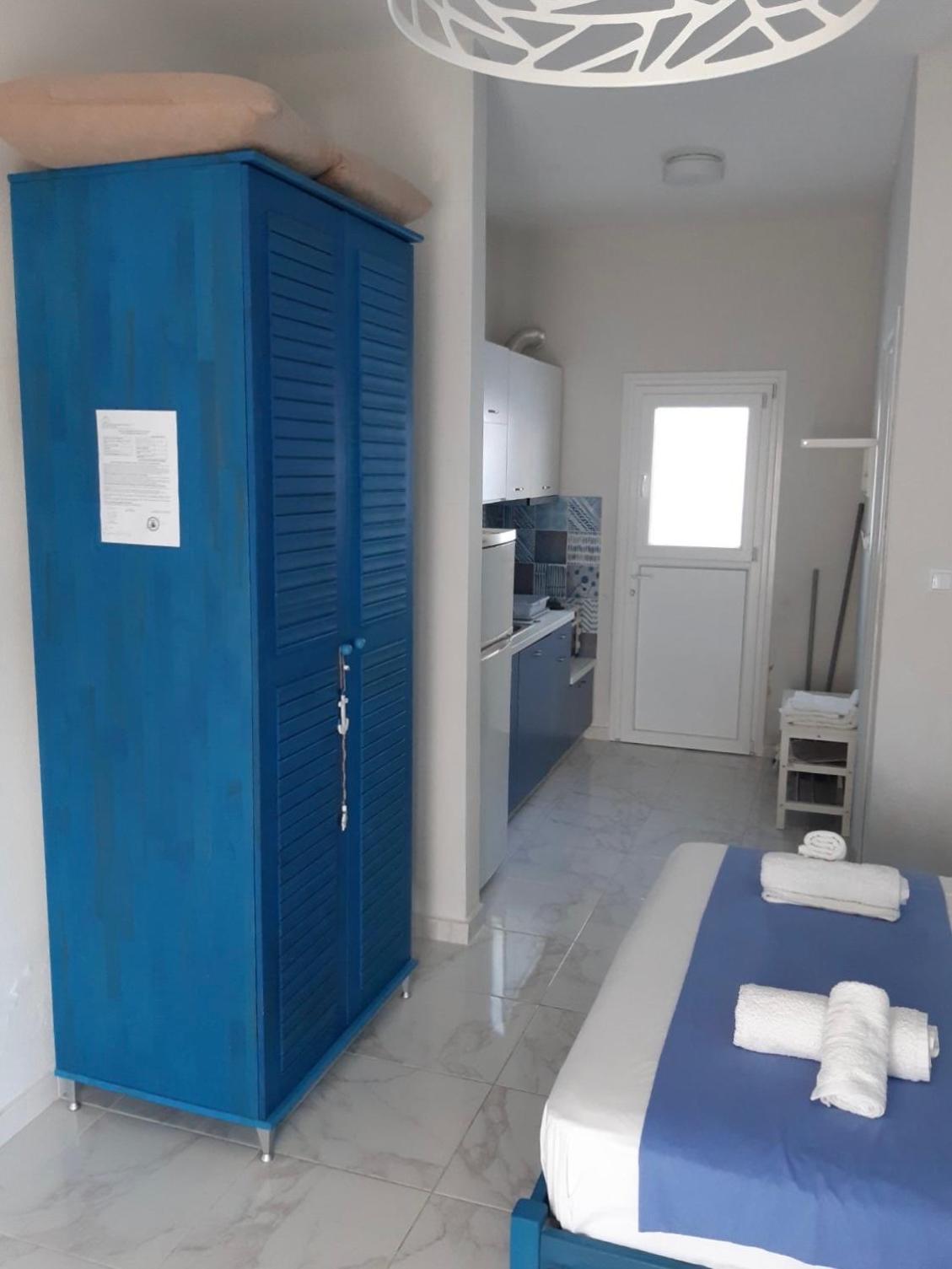 Victoria'S Blue Studios Siviri Extérieur photo